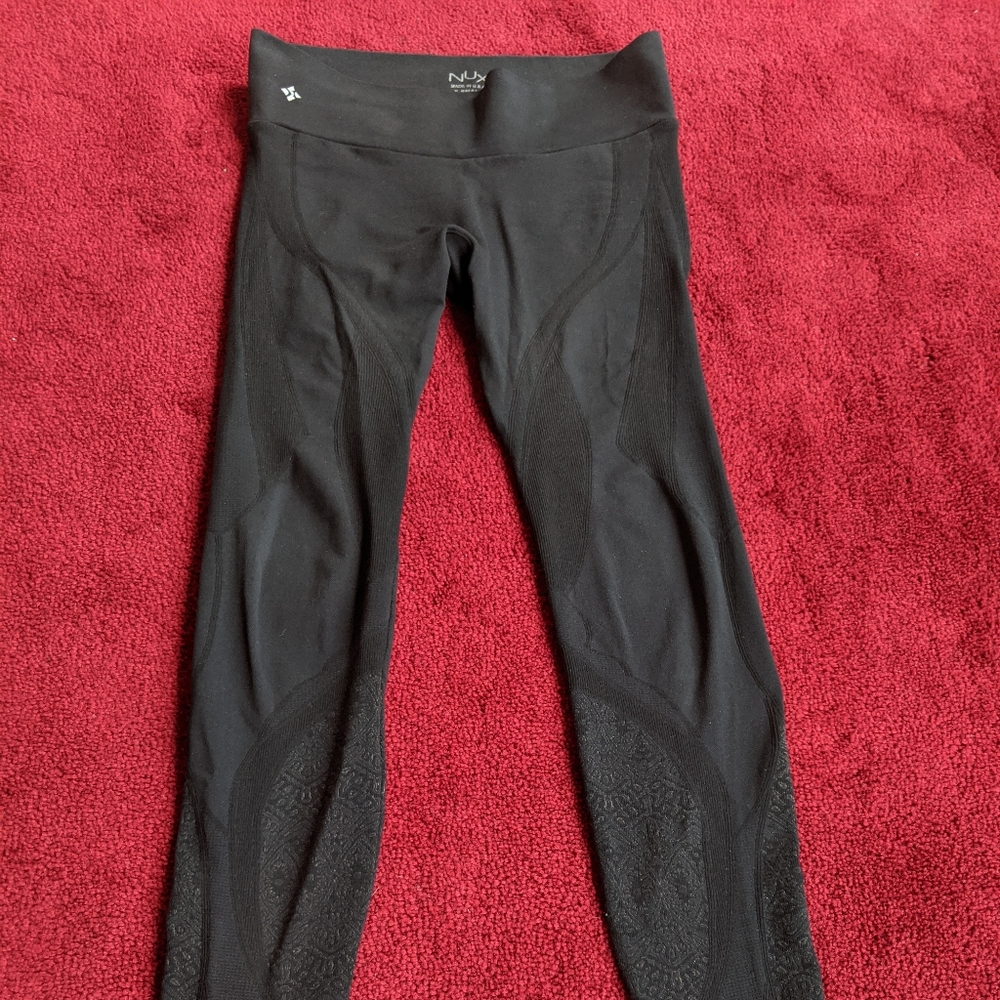 NUX black seamless leggings XS EUC